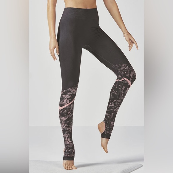Fabletics Seamless Printed Legging - Picture 1 of 4